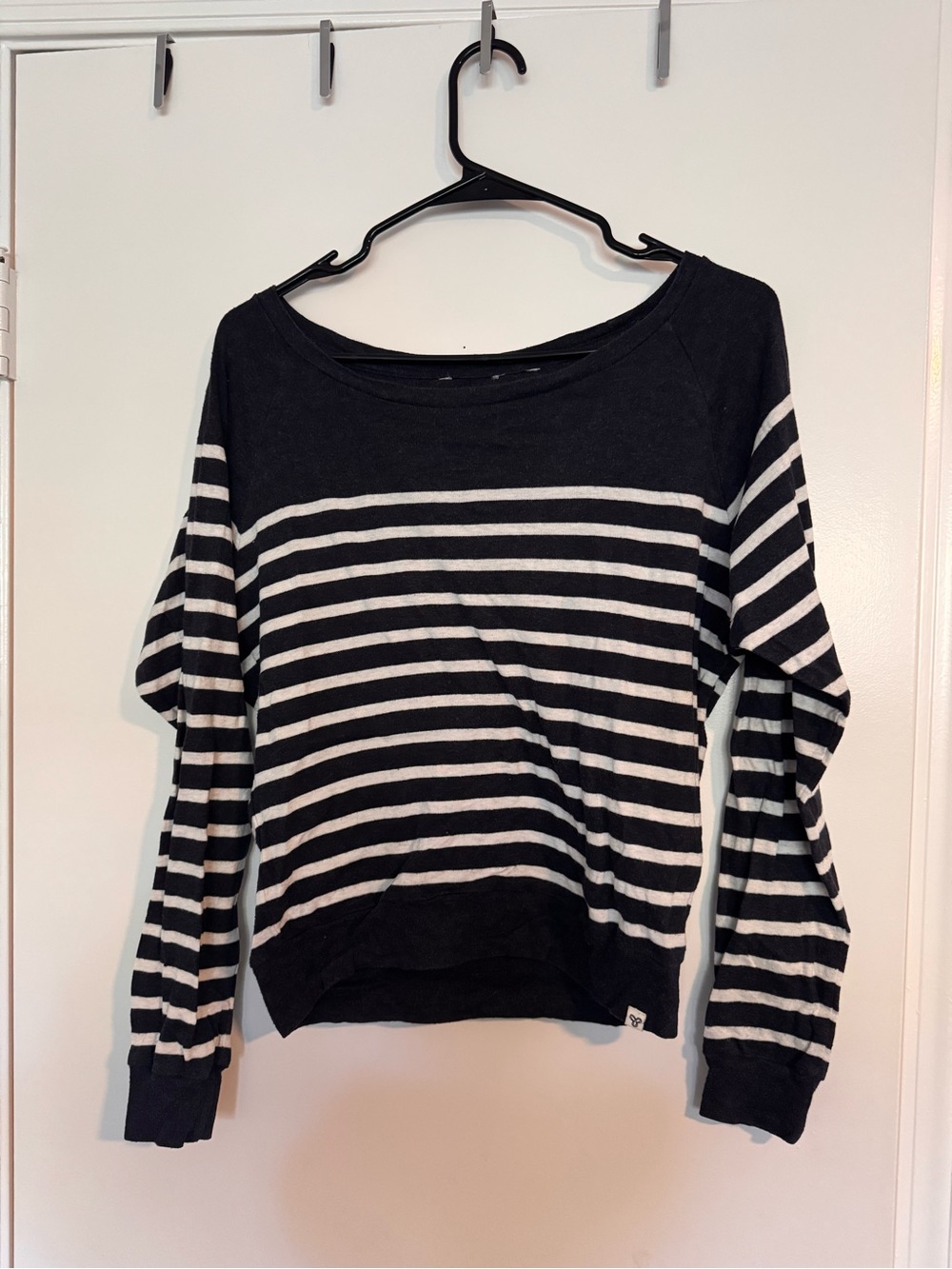 Black & White Striped Women's Sweater Off the Shoulder